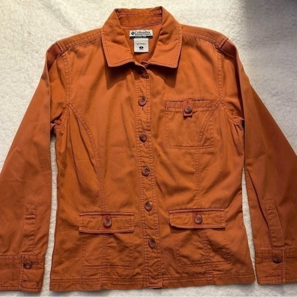 Columbia sportswear orange jacket size small, two pockets in front